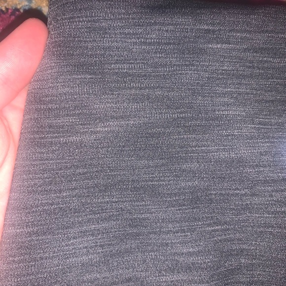 Lululemon Cropped Leggings - Picture 4 of 5